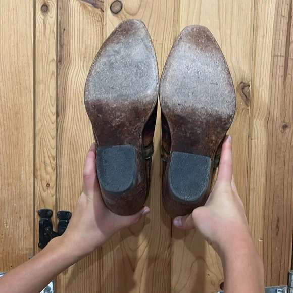 No smells no stains no rips - Picture 4 of 8